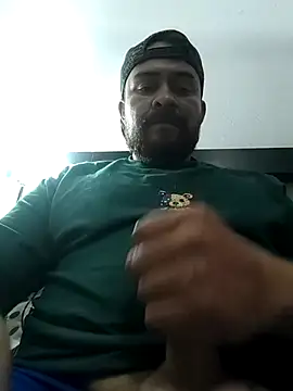 Snapshot of Loolukas chatting on December 2024 02:19:02 PM Loolukas online show from December 2024 02:19:02 PM