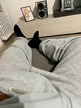 Snapshot of alex21017 chatting on December 2024 08:53:01 PM alex21017 online show from December 2024 08:53:01 PM