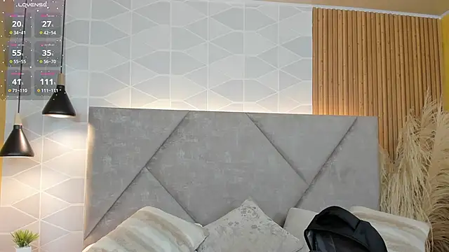 Sammy Fit  online show from April 2026 12:15:01 PM