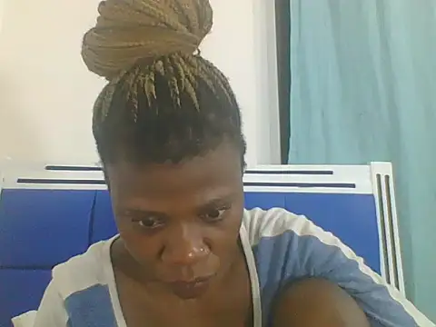 Sweetbaby004 online show from September 2025 04:39:01 PM