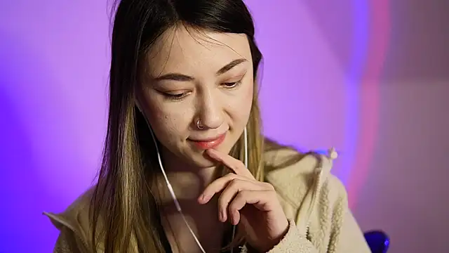 chibi moon  online show from January 2025 11:11:01 PM