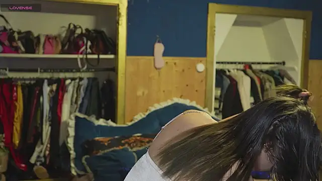 VanessaDoyle online show from September 2025 12:50:02 PM