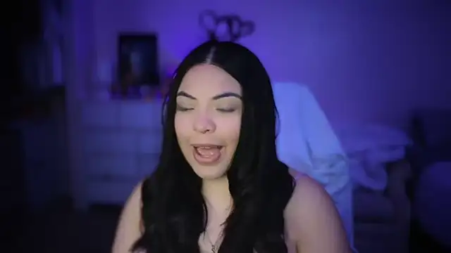 drizzypeach602 online show from February 2025 03:20:01 AM