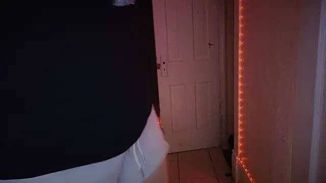 drizzypeach602 online show from October 2025 06:03:02 AM