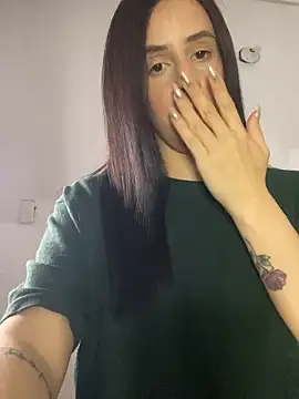 Amira Milker online show from January 2025 02:58:02 AM