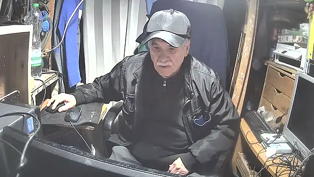 nonnomaturobisex online show from March 2025 08:16:01 AM