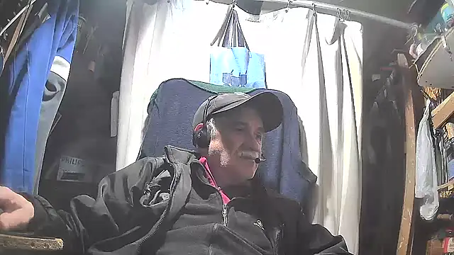 nonnomaturobisex online show from March 2025 12:01:02 PM