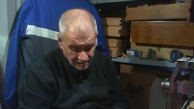 nonnomaturobisex online show from December 2025 11:40:02 AM