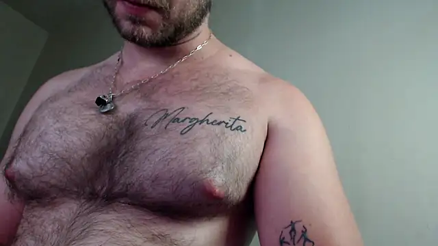 Snapshot of TONY_WHITE_7 chatting on March 2026 01:44:02 AM TONY WHITE 7 online show from March 2026 01:44:02 AM