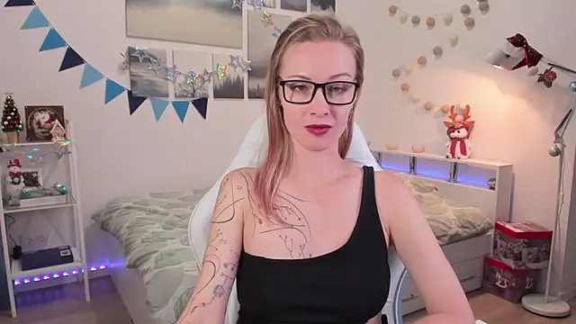 MissRightX online show from December 2024 06:35:02 PM