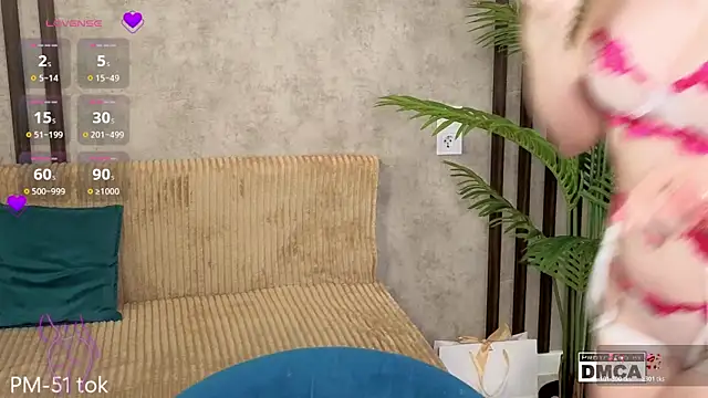 Holl1Would online show from March 2026 05:08:02 AM