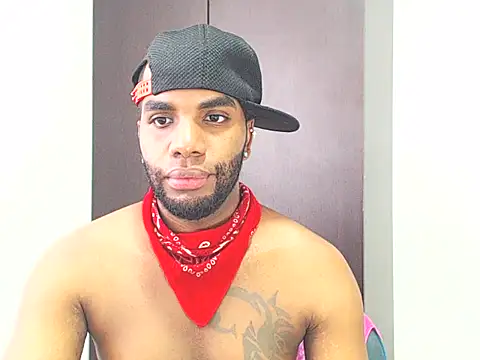 Rene hotman online show from February 2025 06:44:01 PM