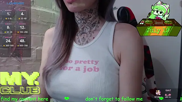 Snapshot of Witch_Emma chatting on July 2026 04:11:01 PM Witch Emma online show from July 2026 04:11:01 PM