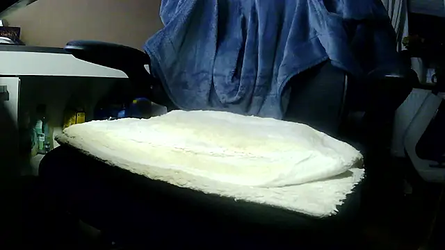 suedel65 online show from February 2026 02:32:01 AM