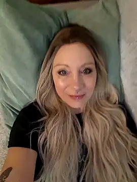 Snapshot of Jan_ina chatting on January 2025 02:54:02 AM Jan ina online show from January 2025 02:54:02 AM