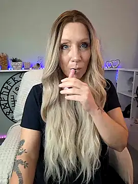 Snapshot of Jan_ina chatting on January 2025 01:53:02 PM Jan ina online show from January 2025 01:53:02 PM