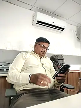 Desi Londa 143 online show from March 2026 09:27:02 AM