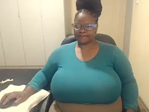 sweetnoziexx online show from February 2025 05:33:02 AM