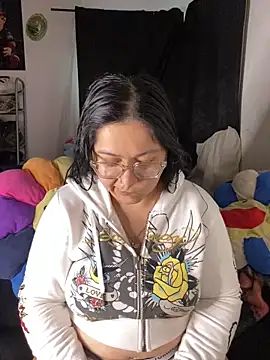 Snapshot of MsConejitaa chatting on September 2025 03:28:02 PM MsConejitaa online show from September 2025 03:28:02 PM