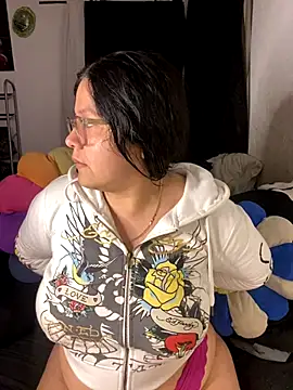 Snapshot of MsConejitaa chatting on October 2025 12:04:02 PM MsConejitaa online show from October 2025 12:04:02 PM