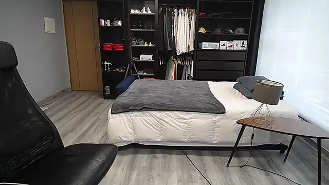 samricci21 online show from February 2026 12:25:01 PM