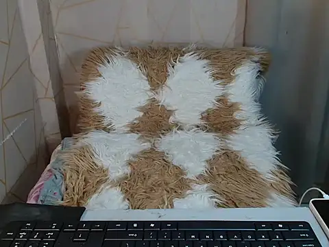 Snapshot of Sweet_kitty60xx chatting on January 2026 03:09:02 AM Sweet kitty60xx online show from January 2026 03:09:02 AM