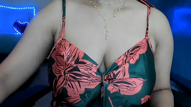 Snapshot of South_indian_tickly chatting on February 2025 02:49:01 PM South indian tickly online show from February 2025 02:49:01 PM