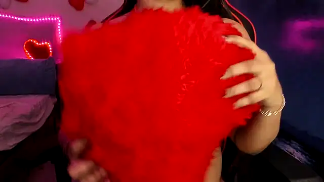 Snapshot of South_indian_tickly chatting on February 2025 02:20:02 AM South indian tickly online show from February 2025 02:20:02 AM