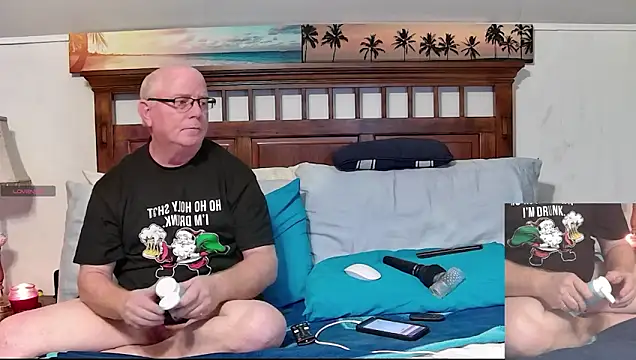 Snapshot of bigspike1960 chatting on December 2024 05:22:01 PM bigspike1960 online show from December 2024 05:22:01 PM