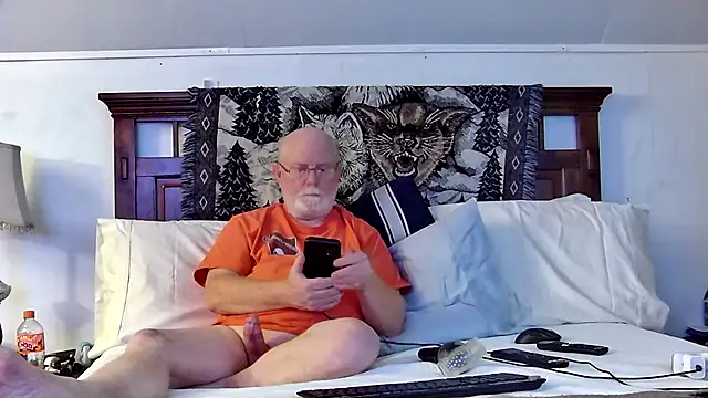 Snapshot of bigspike1960 chatting on February 2026 08:13:01 AM bigspike1960 online show from February 2026 08:13:01 AM