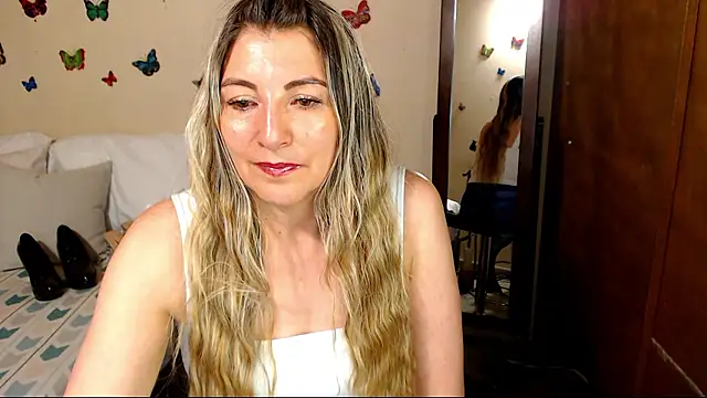 Jolie-Mature online show from January 2026 11:52:02 PM