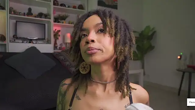 Cooper-Reds online show from April 2026 11:33:02 PM