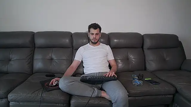 CrazyDom1 online show from March 2026 12:08:01 PM