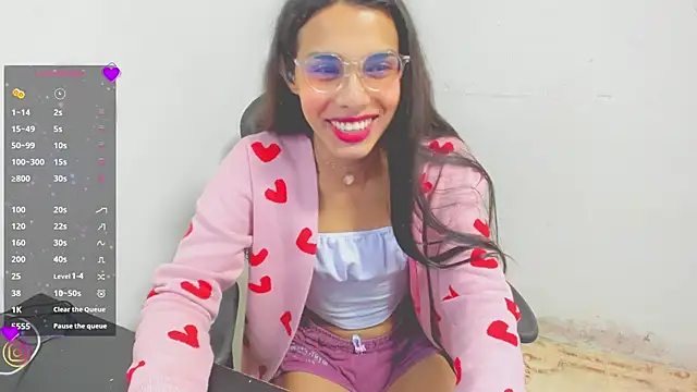 Kim Wexler online show from December 2025 03:22:01 AM