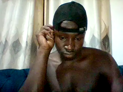 Snapshot of mclntz_bbc chatting on May 2026 12:24:01 PM mclntz bbc online show from May 2026 12:24:01 PM
