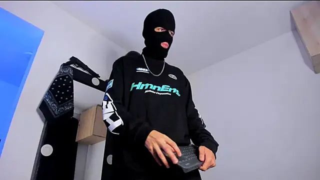 Samuel Suarez online show from October 2025 05:07:01 AM