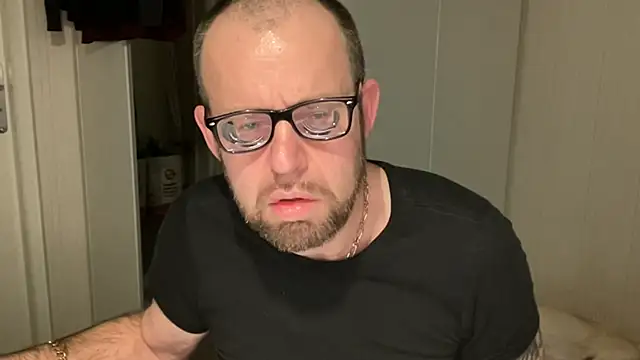 FABIOGLASSES online show from November 2025 10:08:02 PM