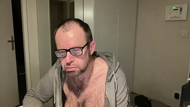 FABIOGLASSES online show from February 2026 10:35:01 PM