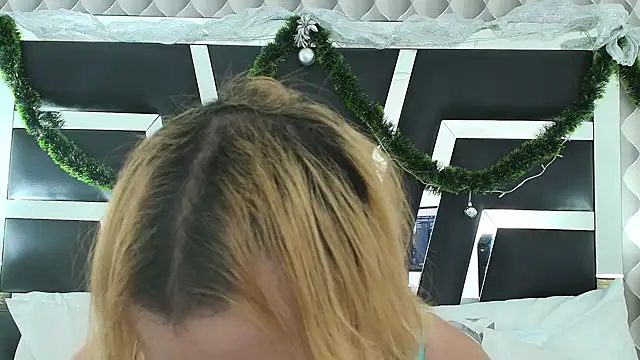 Snapshot of katya_kozlov chatting on January 2025 09:21:02 AM katya kozlov online show from January 2025 09:21:02 AM