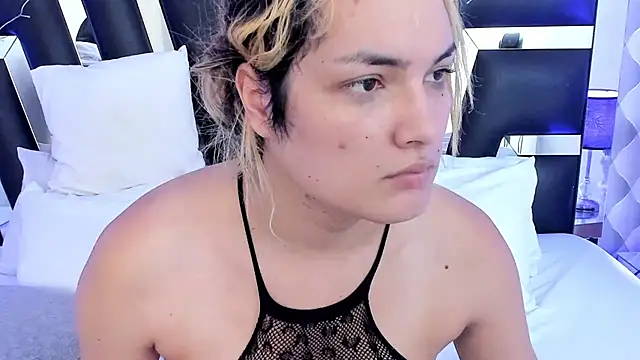 Snapshot of katya_kozlov chatting on March 2025 06:37:01 AM katya kozlov online show from March 2025 06:37:01 AM