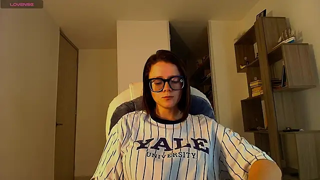 Arya starrk online show from December 2025 11:41:02 AM