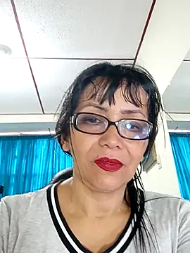 kelly dirty  online show from October 2025 05:14:02 PM