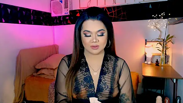 asiankatyhuge online show from October 2025 09:30:01 PM