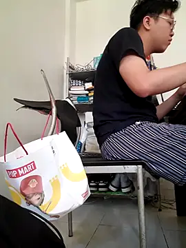 Snapshot of ksshp9502 chatting on September 2025 03:01:01 AM ksshp9502 online show from September 2025 03:01:01 AM