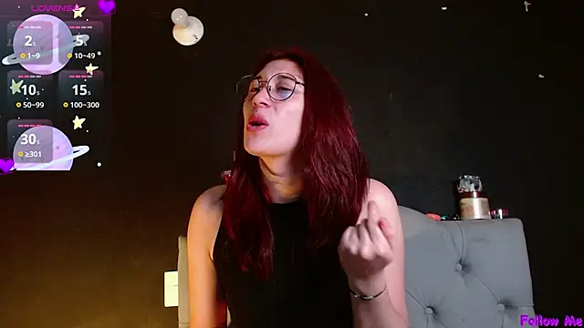 Red-moon1 online show from March 2026 05:39:01 PM