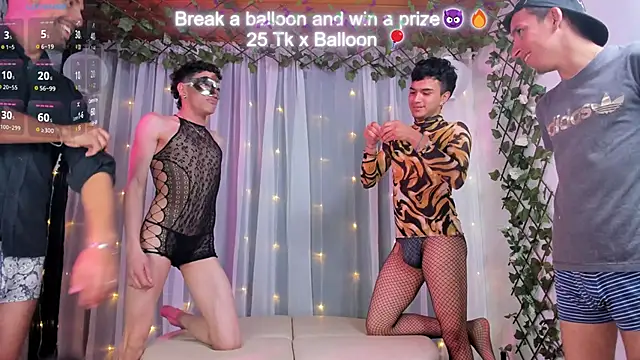 Snapshot of EuphoriaBoys chatting on December 2024 12:12:02 AM EuphoriaBoys online show from December 2024 12:12:02 AM