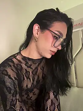 Samantha Bernardo online show from April 2026 03:46:01 AM