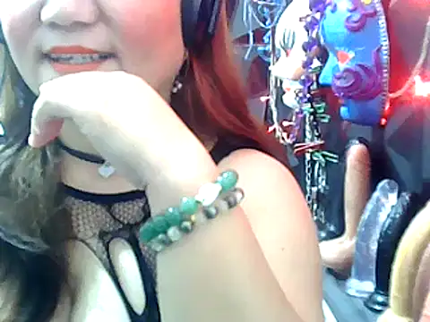 Snapshot of URFUCKINGDOLL chatting on February 2025 06:54:01 AM URFUCKINGDOLL online show from February 2025 06:54:01 AM