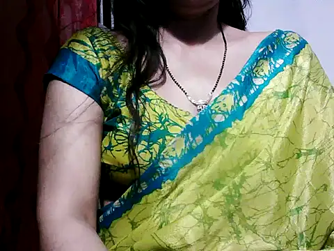Snapshot of RukminiNew chatting on April 2026 06:10:01 PM RukminiNew online show from April 2026 06:10:01 PM