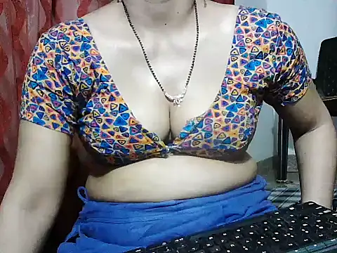 Snapshot of RukminiNew chatting on May 2026 06:46:02 PM RukminiNew online show from May 2026 06:46:02 PM